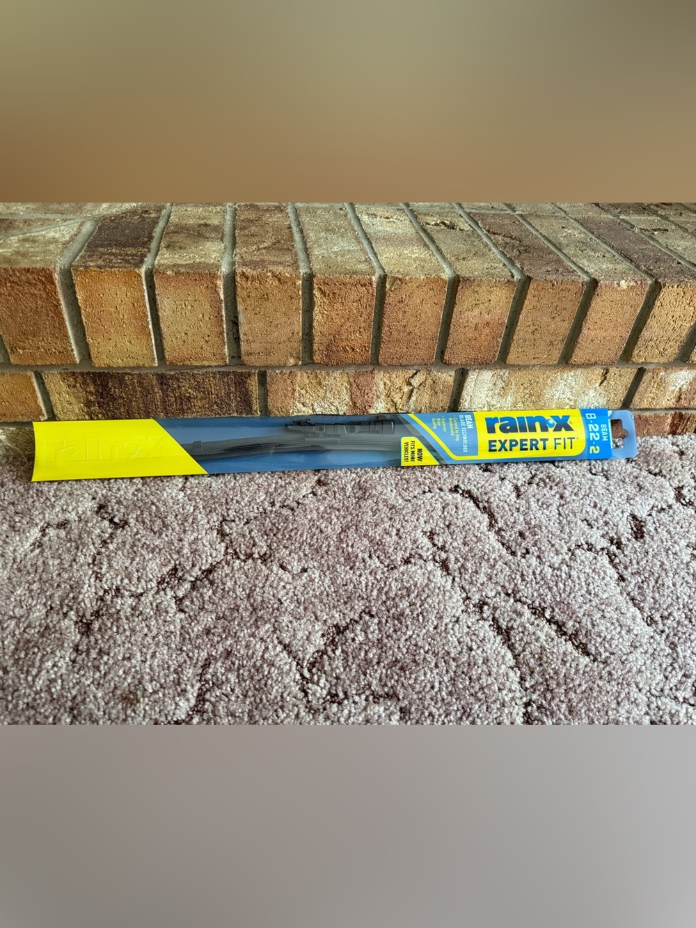 NWT!-{RainX}-Expert Fit Windshield Wiper Blade - Beam B-22-2